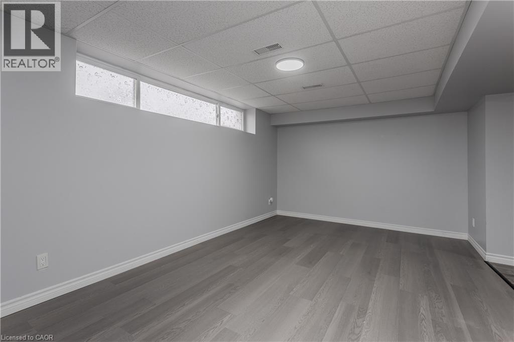 283 VILMA Drive - 31