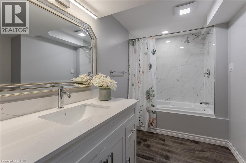 283 VILMA Drive - 35