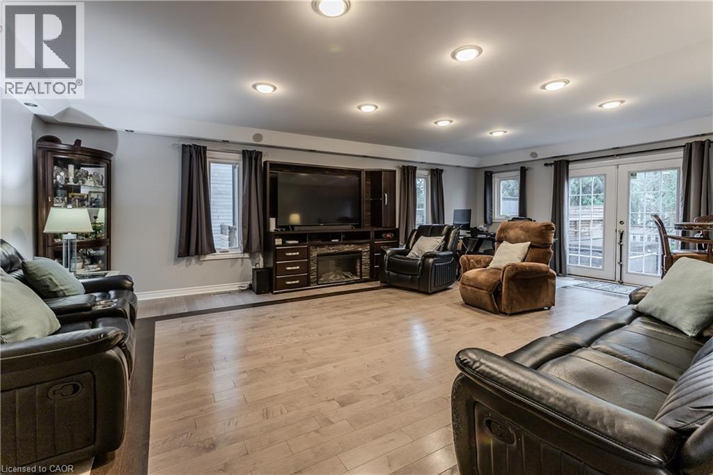 283 VILMA Drive - 22