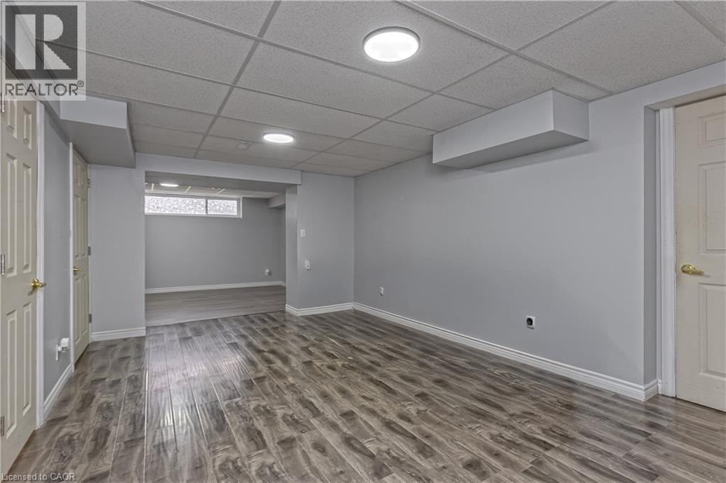 283 VILMA Drive, Oakville, Ontario, L6L3J9 — Photo 32