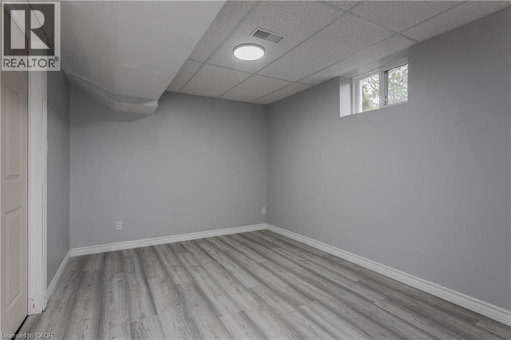 283 VILMA Drive - 39