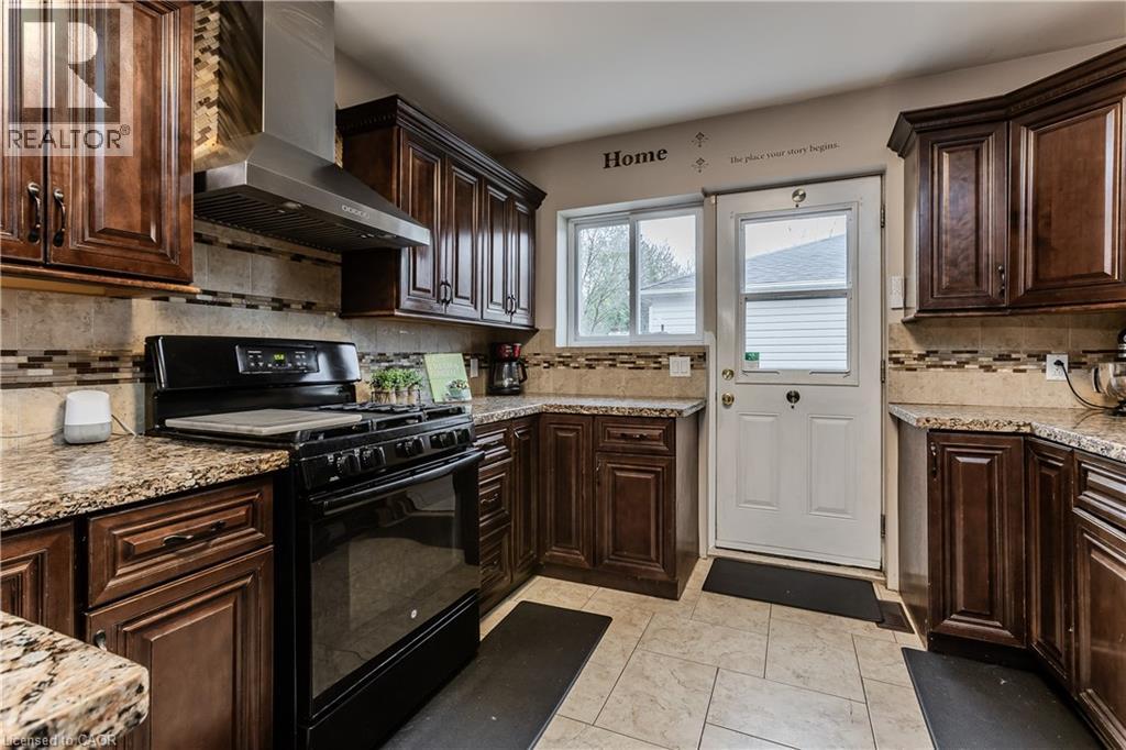283 VILMA Drive, Oakville, Ontario, L6L3J9 — Photo 16