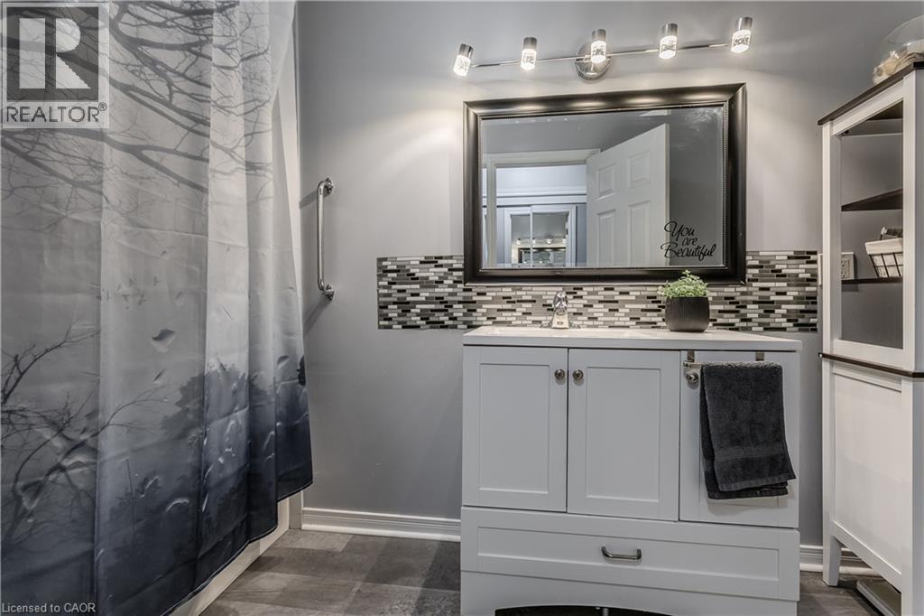 283 VILMA Drive, Oakville, Ontario, L6L3J9 — Photo 19