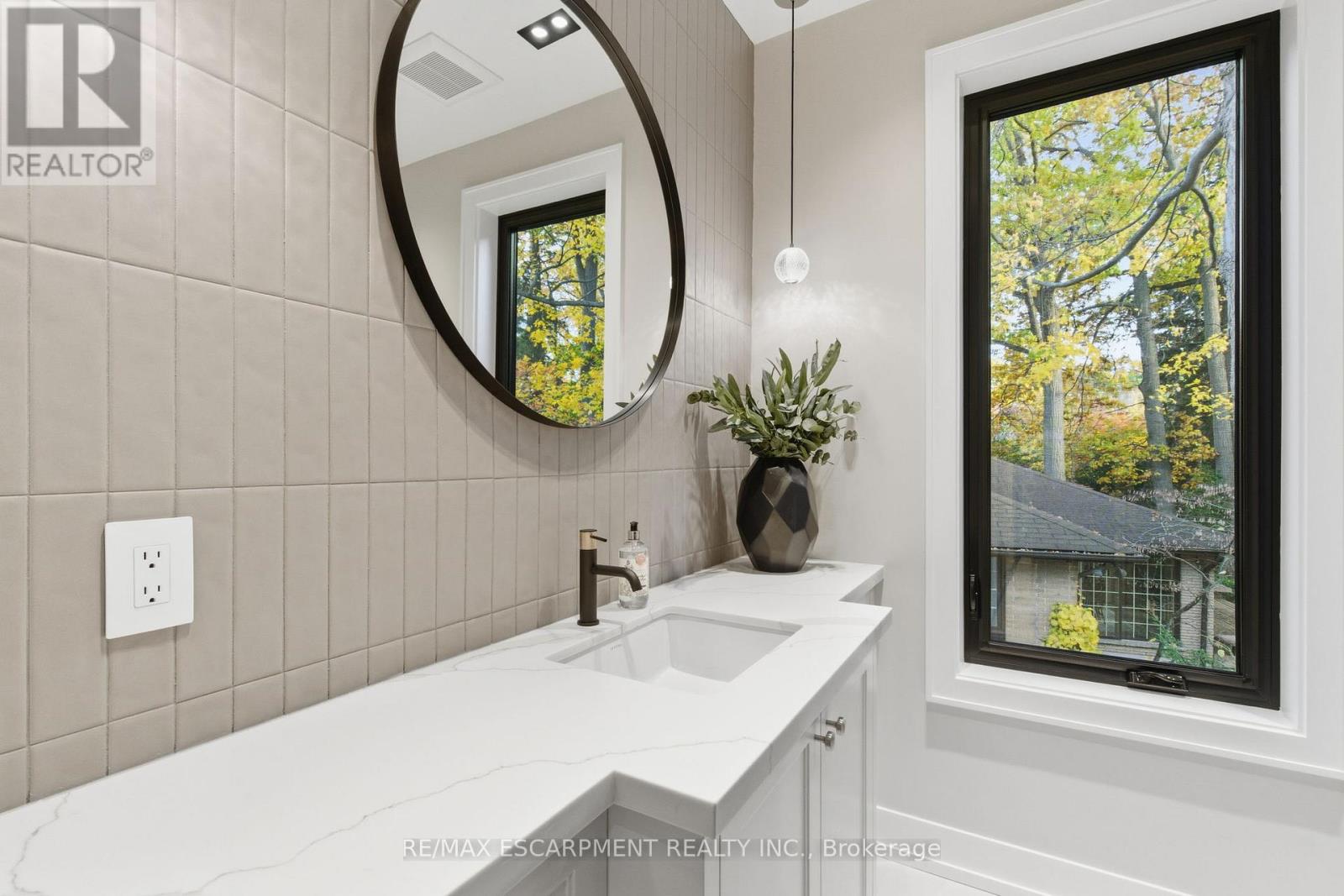 1380 BIRCHWOOD HEIGHTS DRIVE - 34