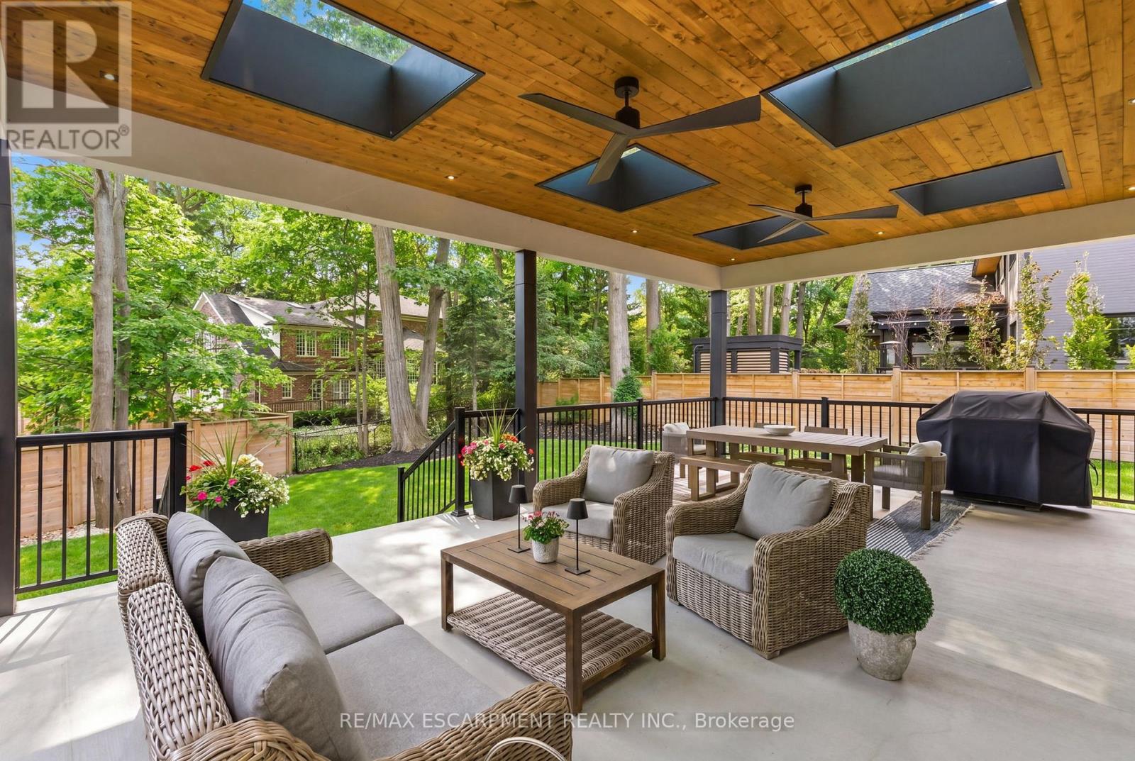 1380 BIRCHWOOD HEIGHTS DRIVE - 44