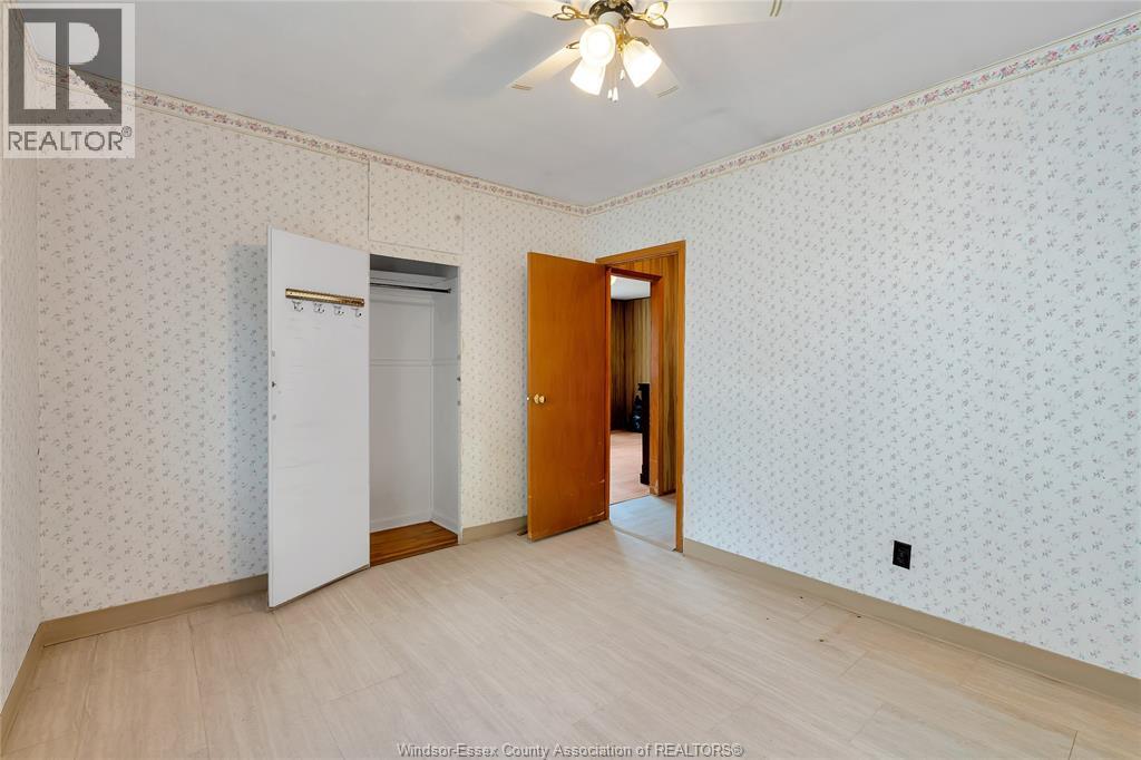 3666 GIRARDOT STREET, Windsor, Ontario, N9C1W5 — Photo 8