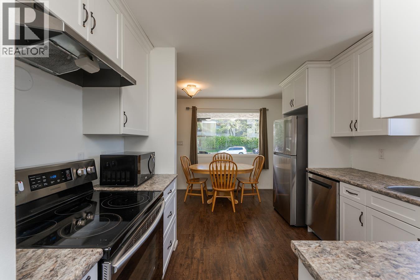 667 ALWARD STREET - 18