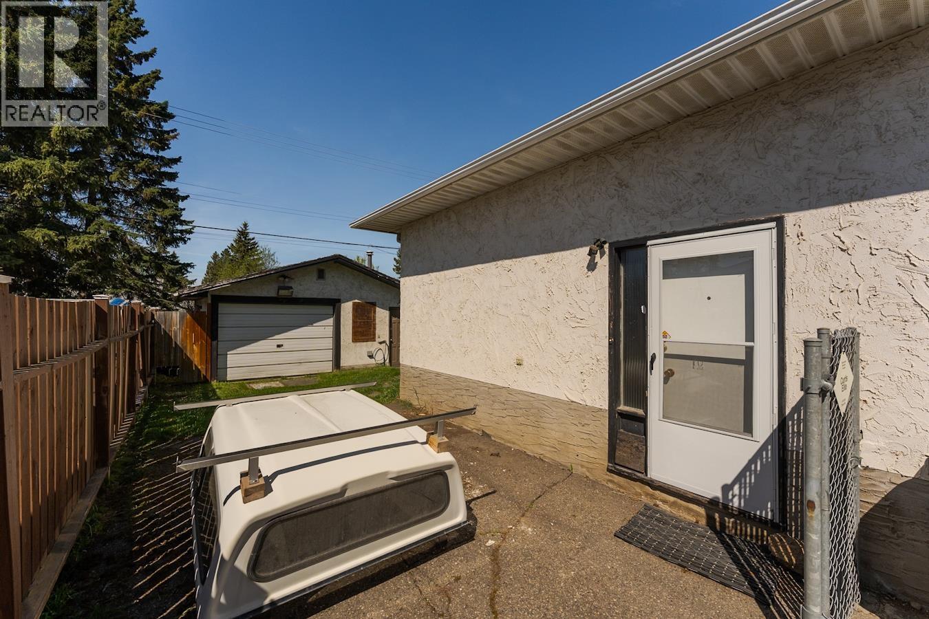667 ALWARD STREET - 7