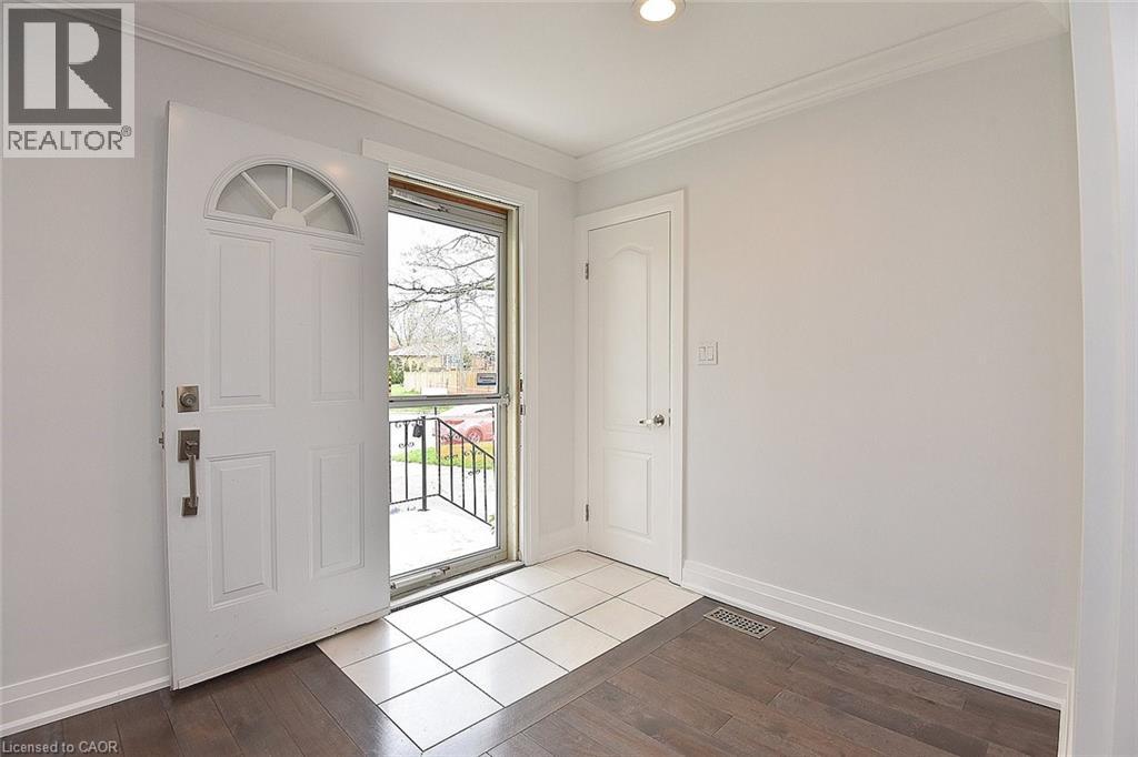 1338 DE QUINCY Crescent, Burlington, Ontario, L7P1E4 — Photo 18