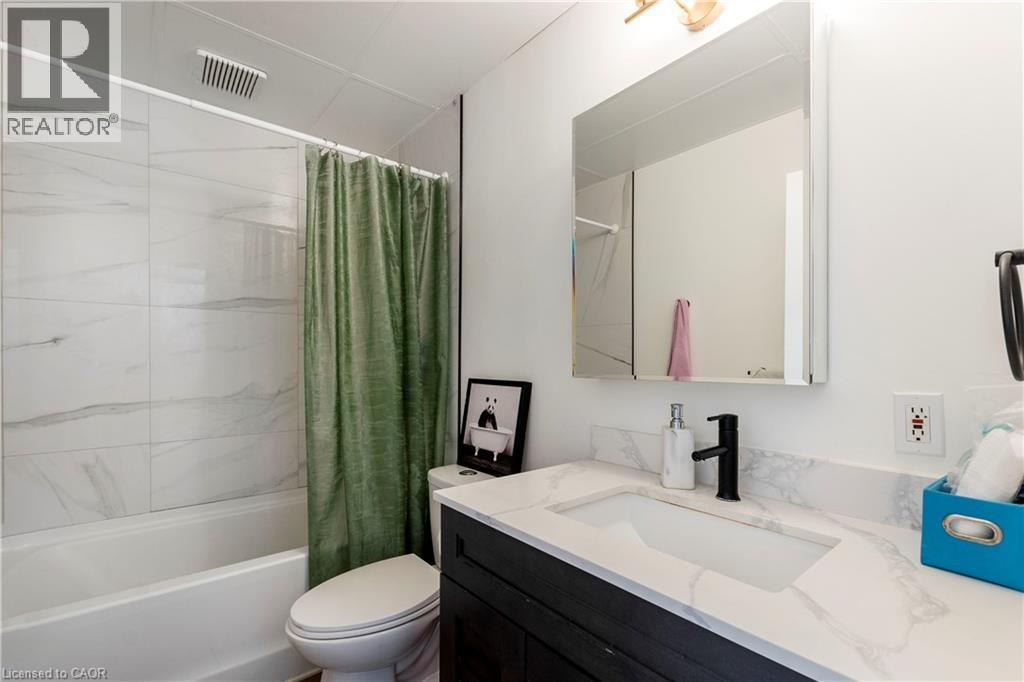 43 SIXTH Avenue - 13