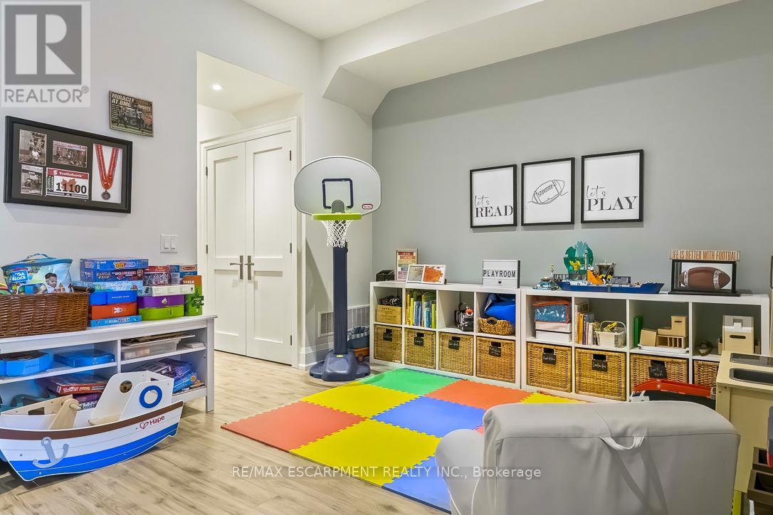 56 LABURNHAM AVENUE - 36