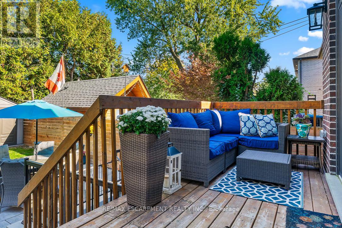 56 LABURNHAM AVENUE - 41