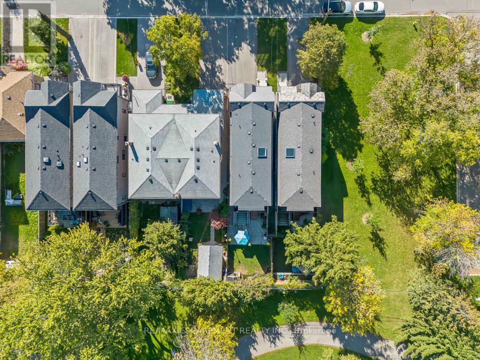 56 LABURNHAM AVENUE - 49
