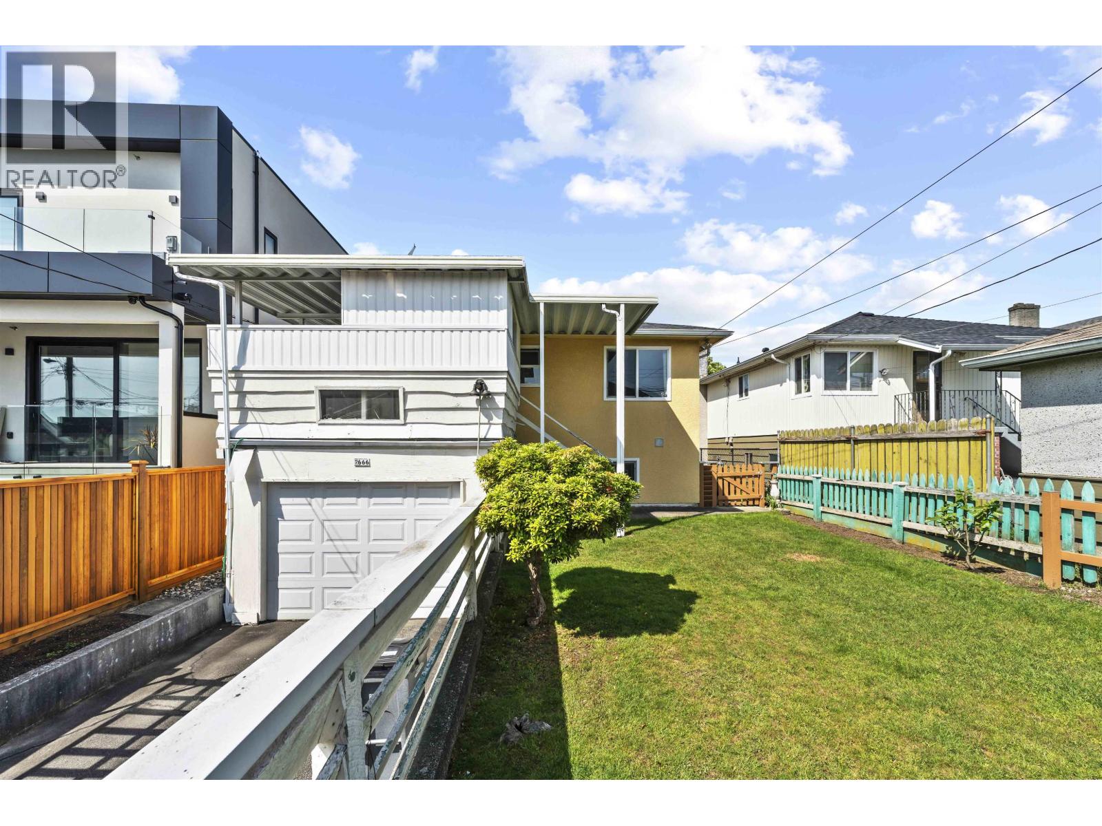 6 Bed, 2 Bath House for Sale in Vancouver – 2666 WAVERLEY AVENUE, Vancouver - Image 26
