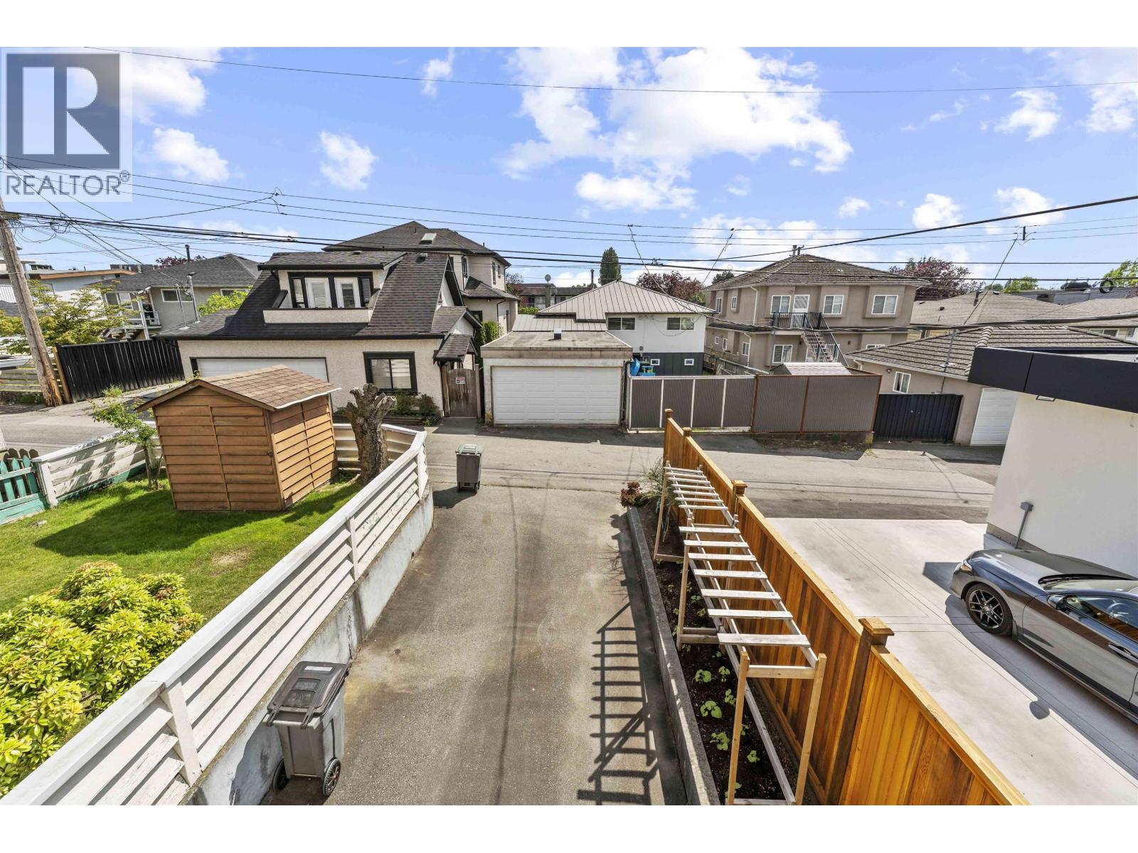 6 Bed, 2 Bath House for Sale in Vancouver – 2666 WAVERLEY AVENUE, Vancouver - Image 35