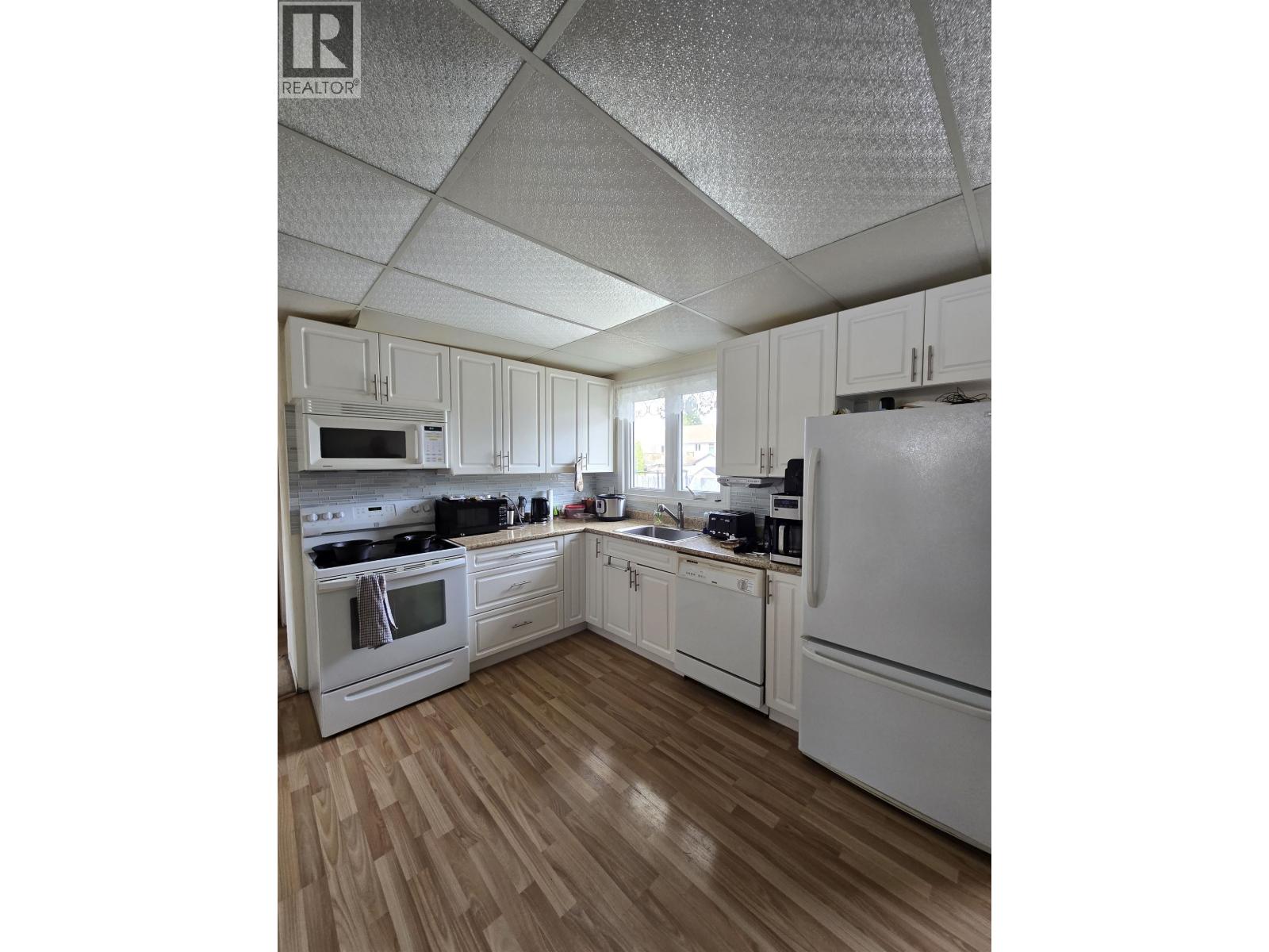 11 BAKER ROAD - Image 2