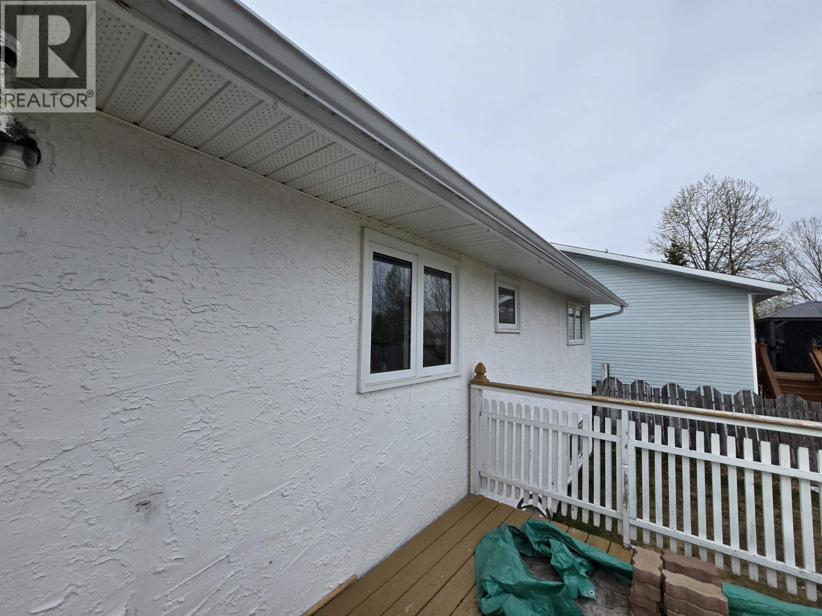 11 BAKER ROAD - 20