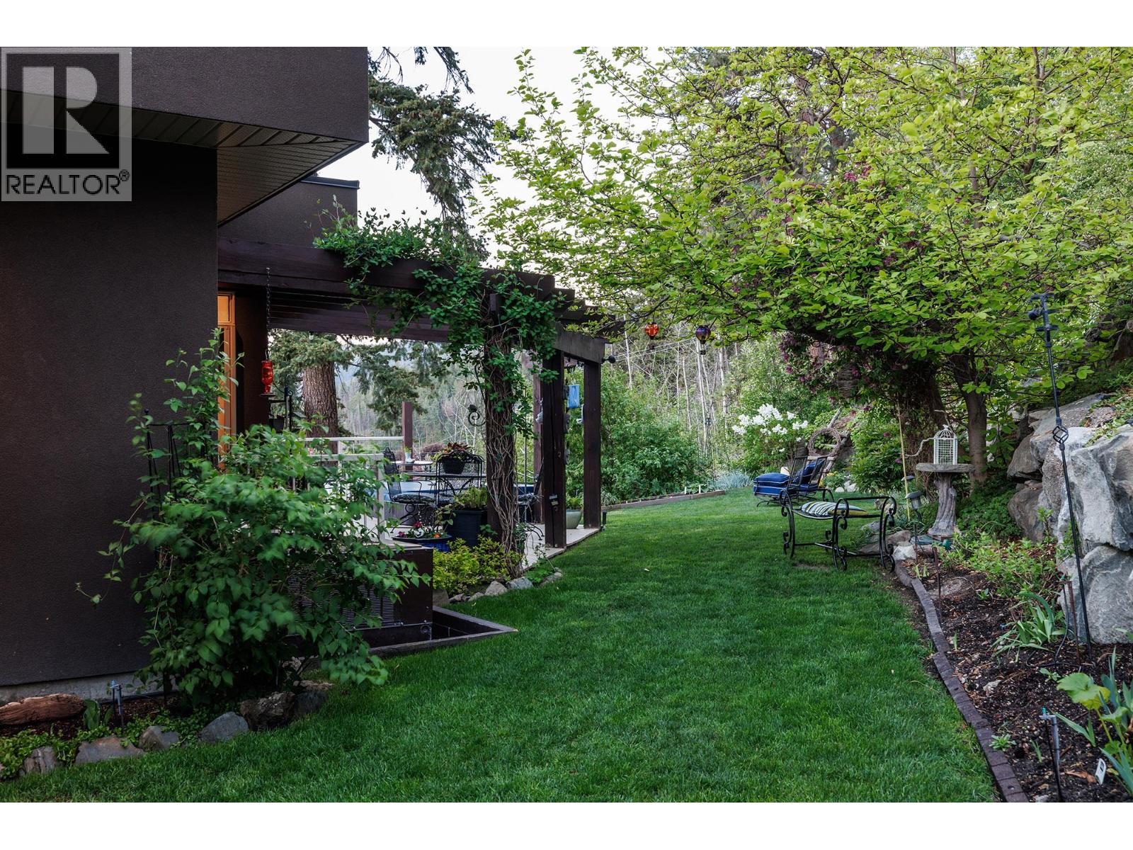 5987 Meldrum Place - 17