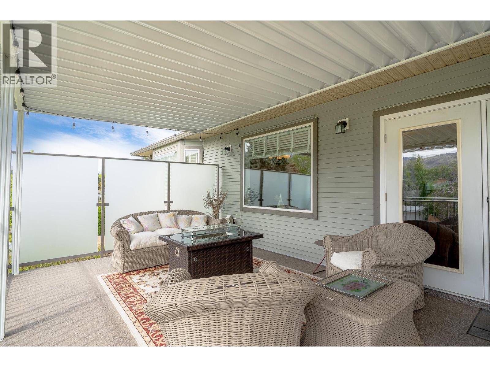 545 Kobayashi Place - 9
