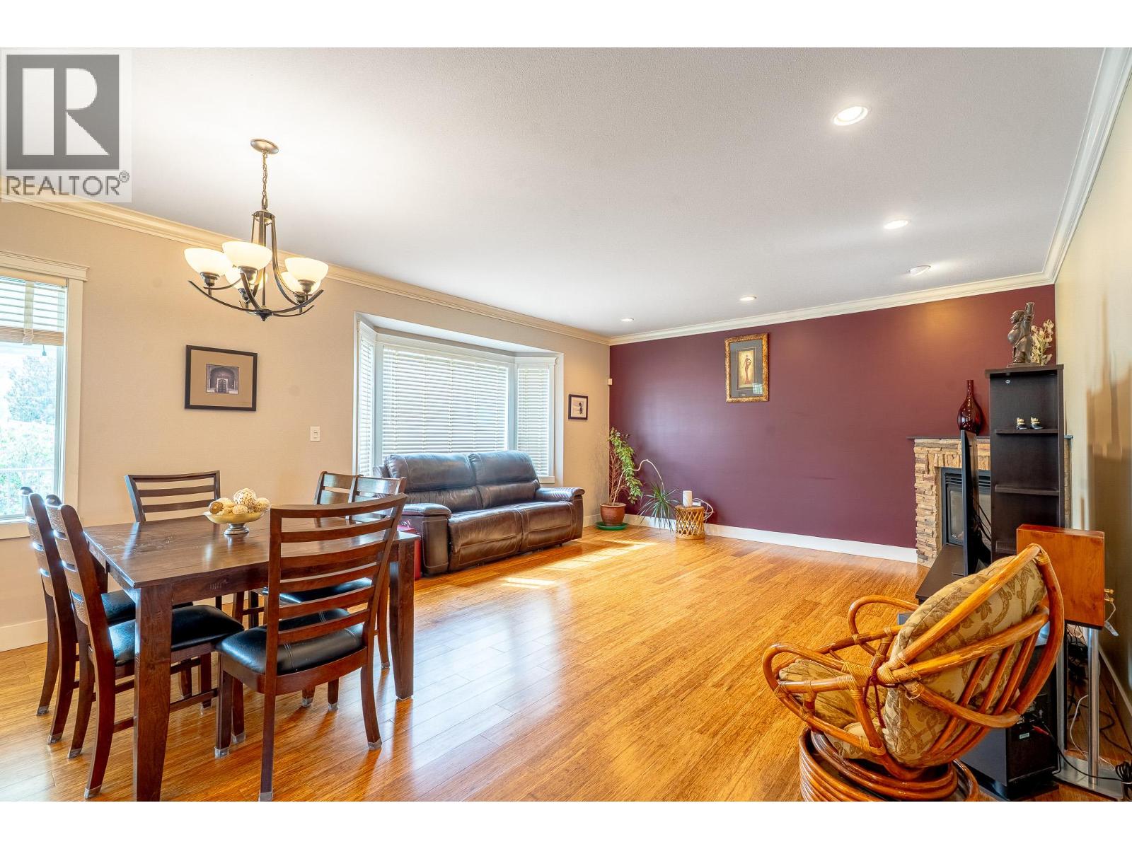 545 Kobayashi Place - 5