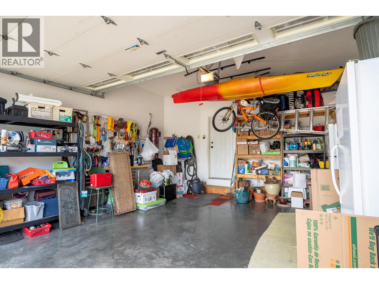 545 Kobayashi Place - 35