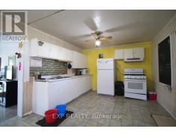 252 Queen Street, Chatham Kent, ON N0P1T0 Photo 8