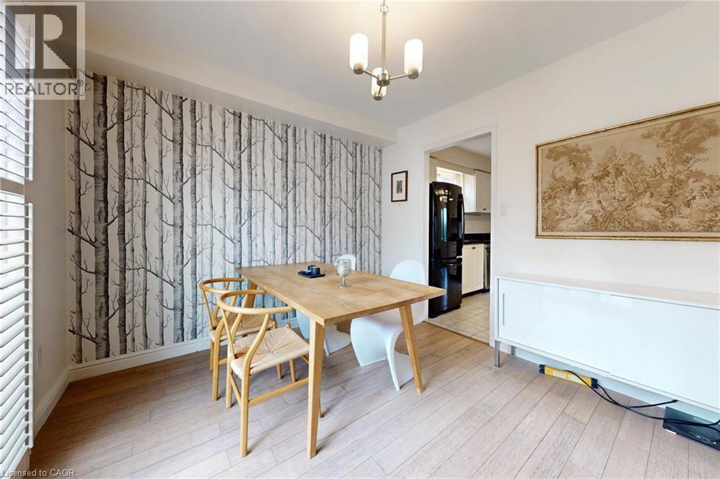 62 COMO Place - 18