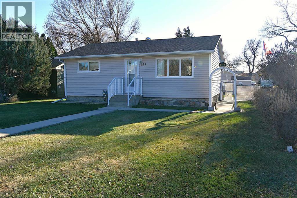 325 4 Avenue, Bassano, Alberta, T0J0B0
