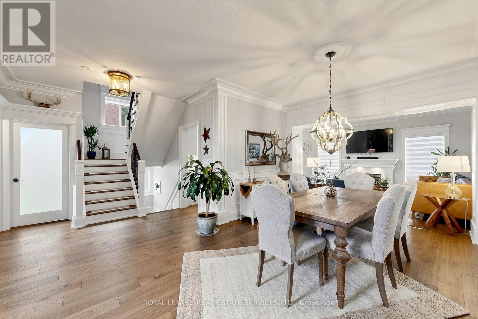 174 ROYAL VALLEY DRIVE - 9