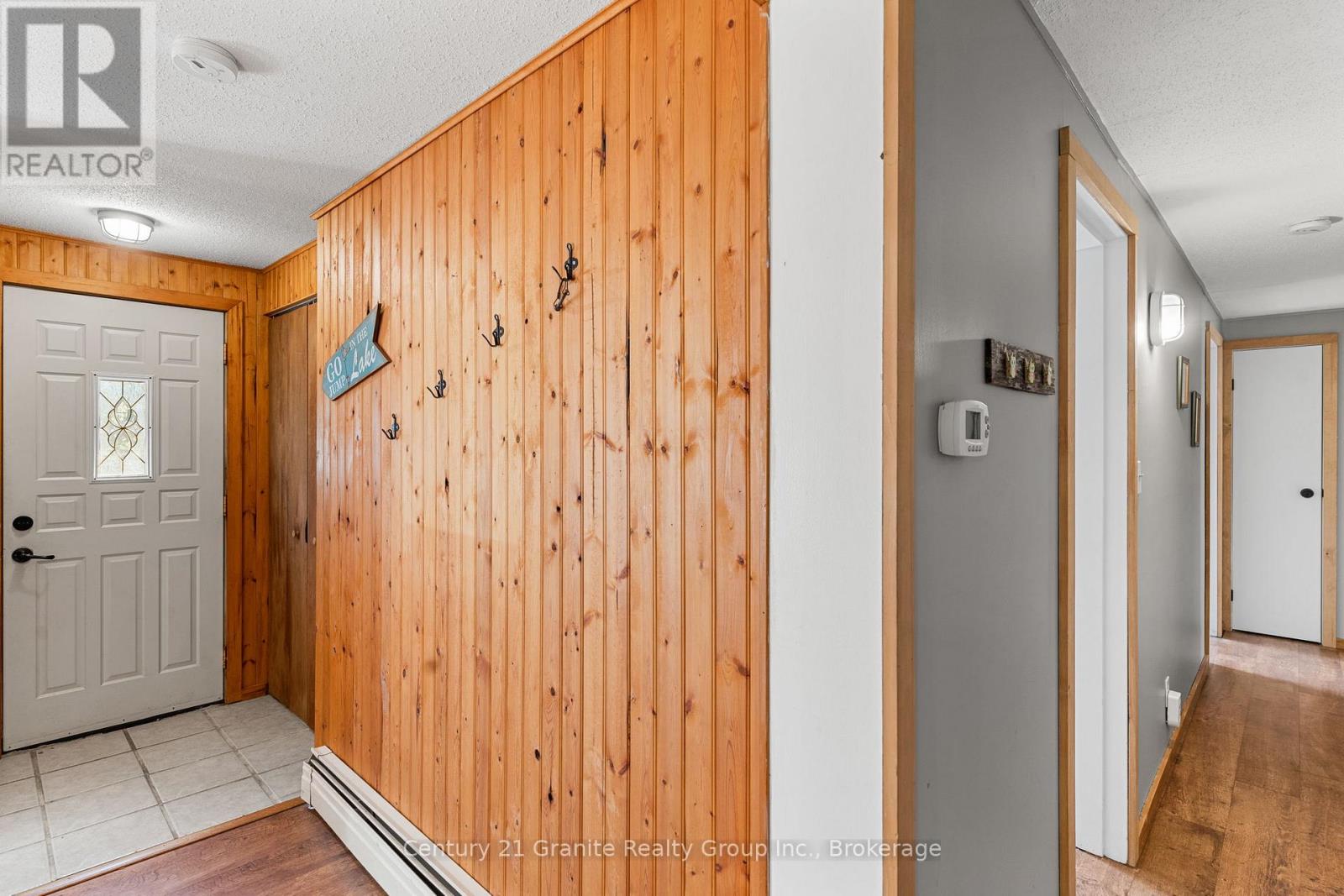 6087 HALIBURTON LAKE ROAD - 17