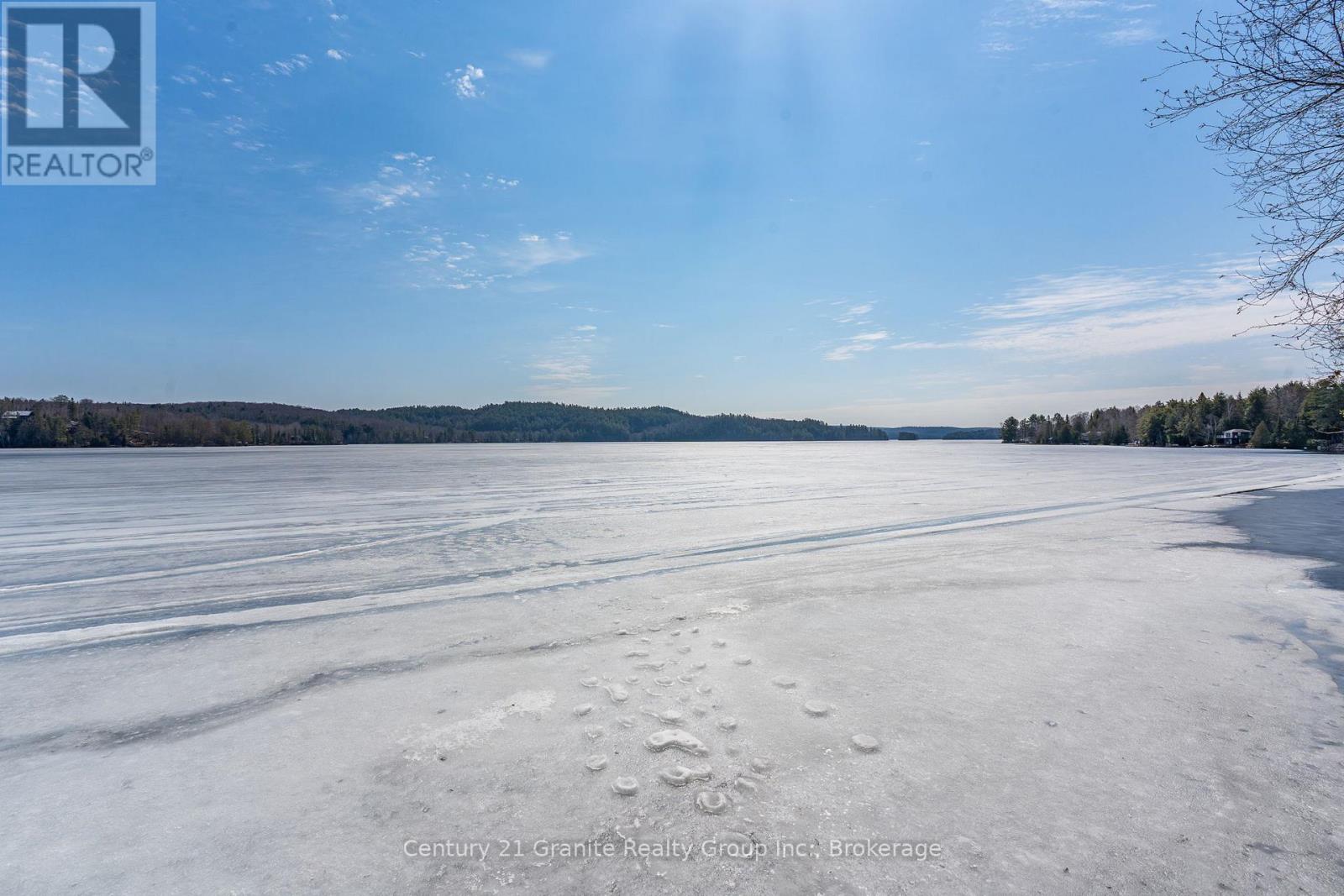 6087 HALIBURTON LAKE ROAD - 43