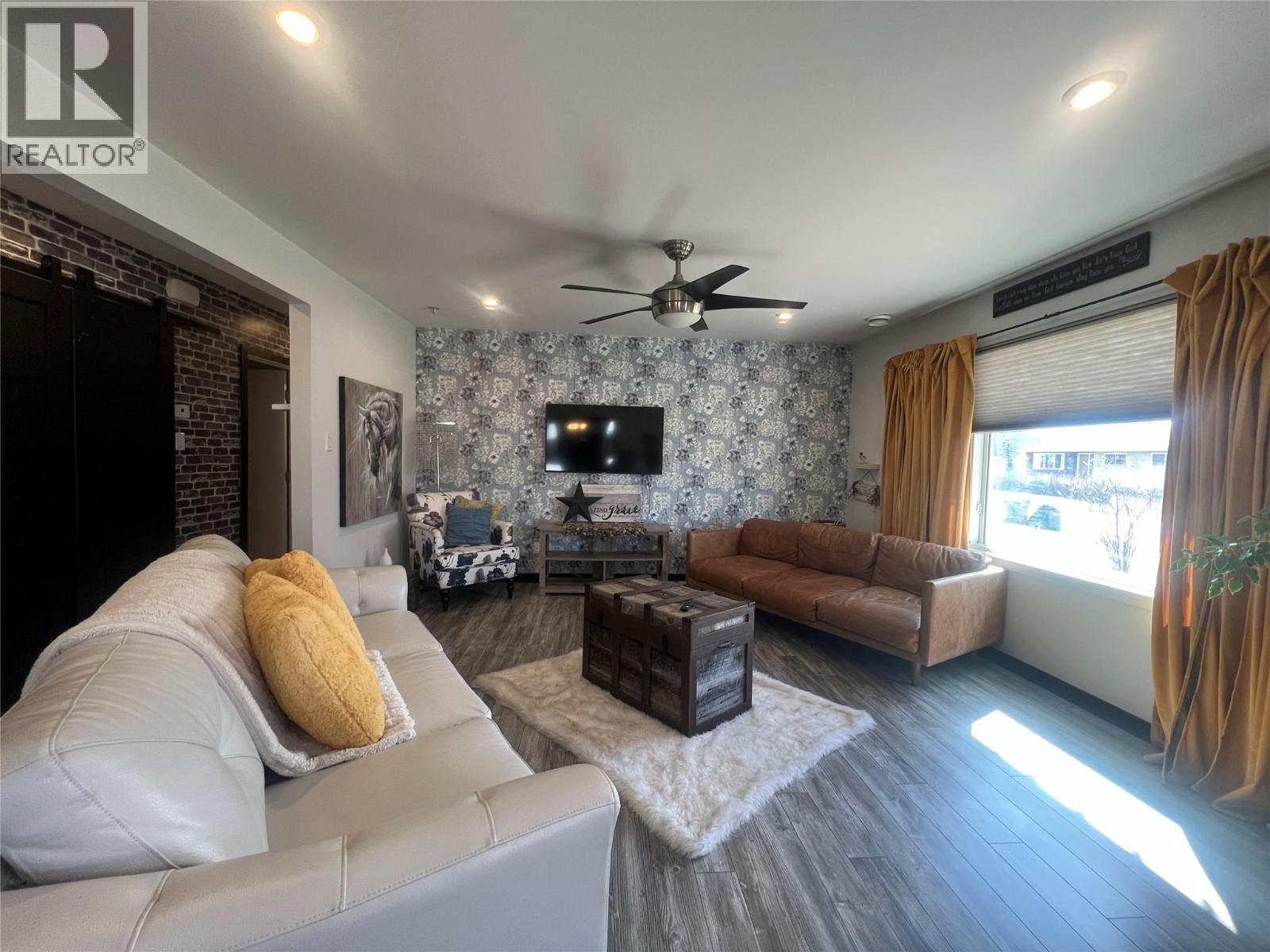 1116 96a Avenue - Image 2