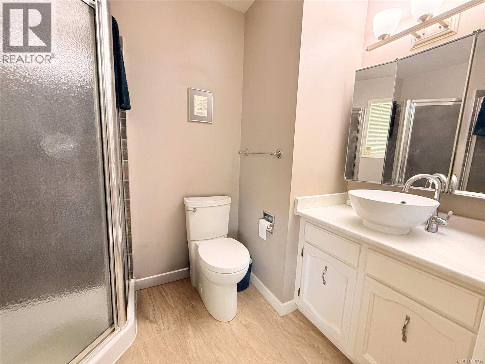 1568 Marine Cir - 13