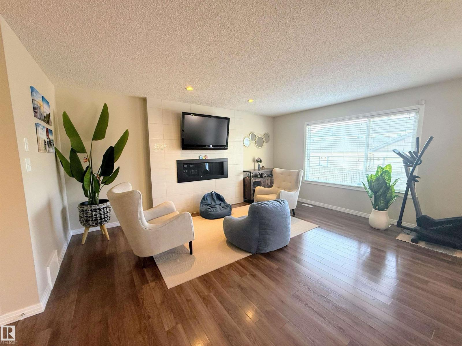 3538 Claxton CR SW - 6