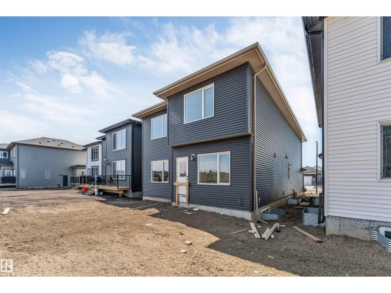 138 CREEKSIDE LANE LN - 43