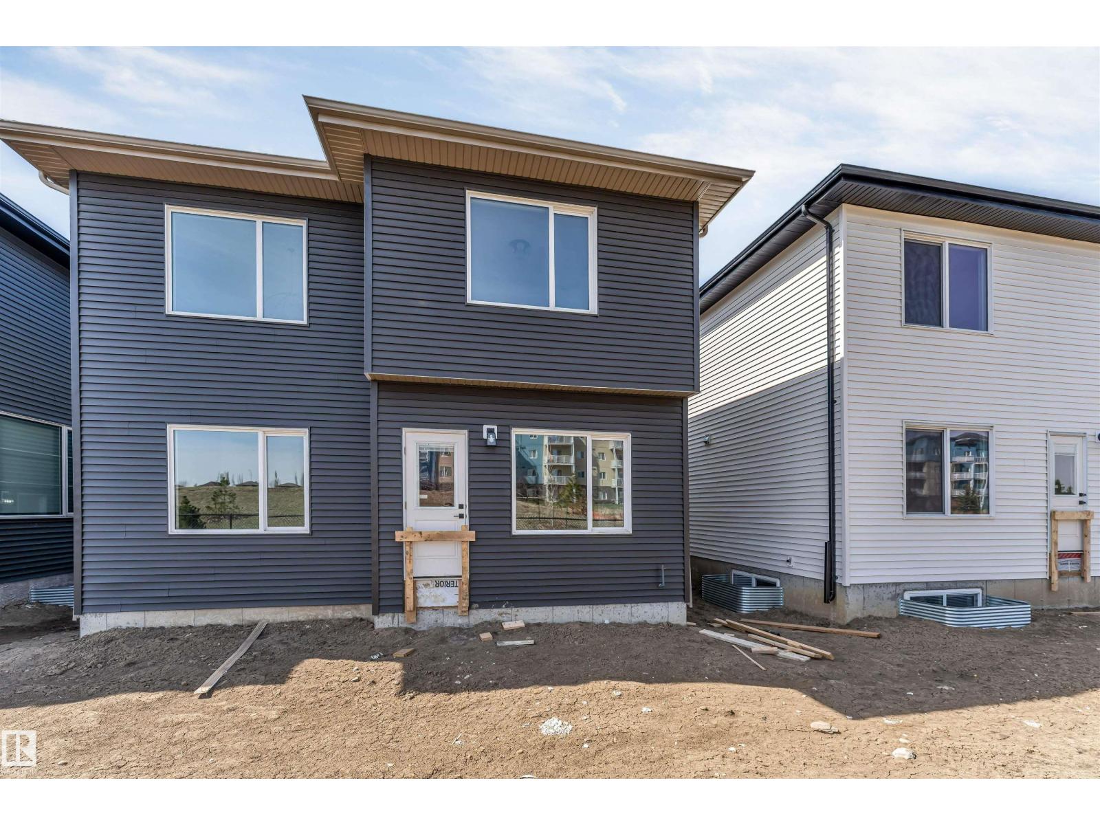 138 CREEKSIDE LANE LN - 44