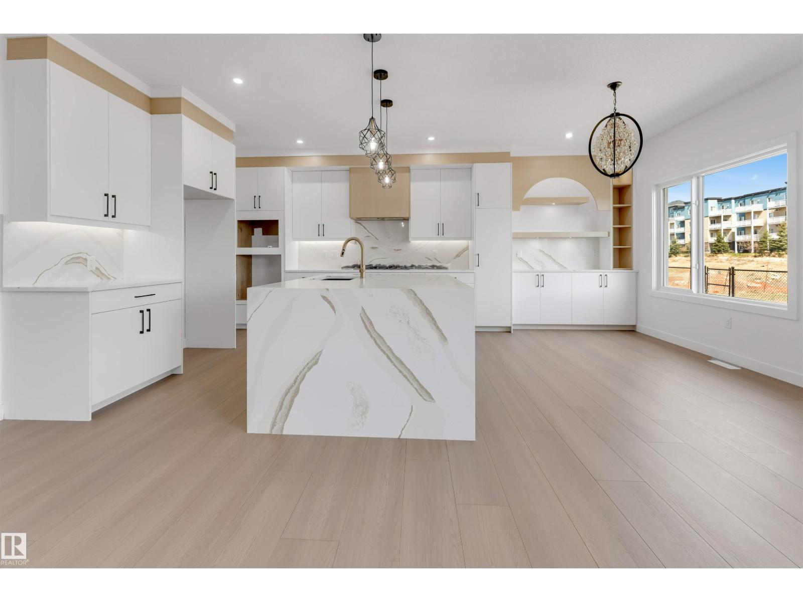 138 CREEKSIDE LANE LN - 5
