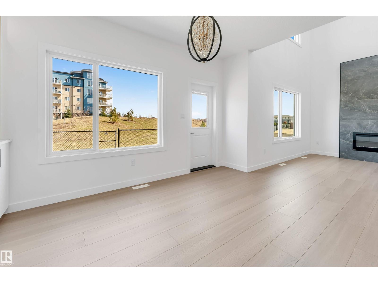 138 CREEKSIDE LANE LN - 8