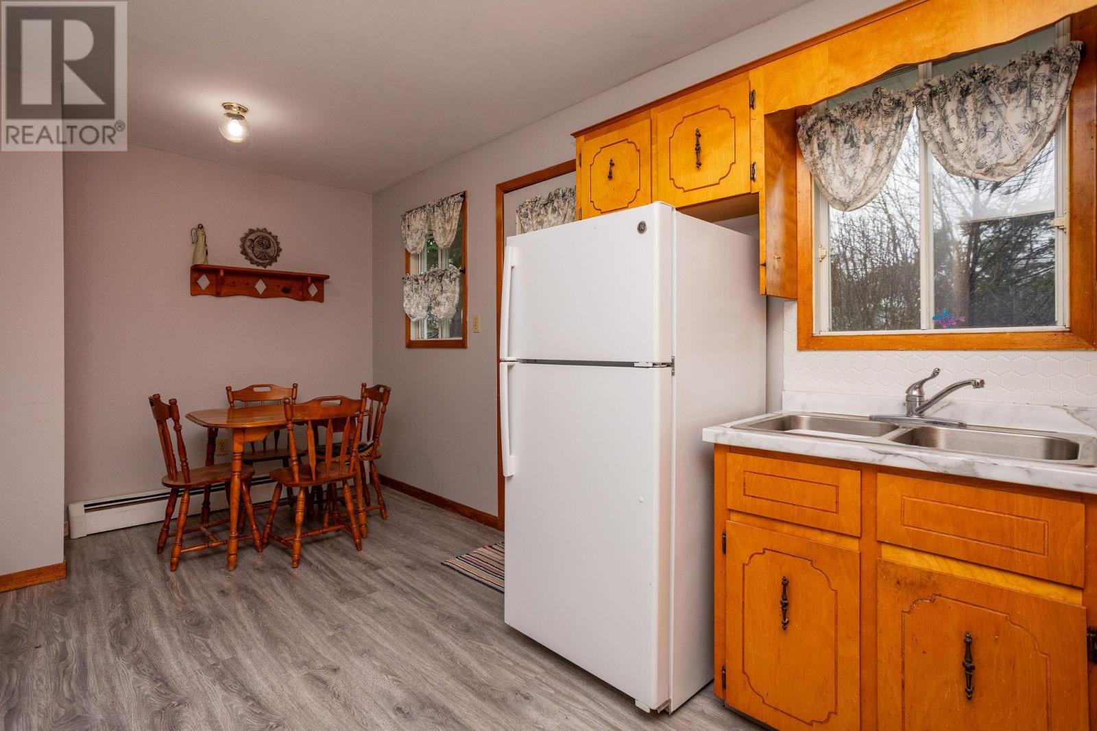 68 Westcomb Crescent - 10