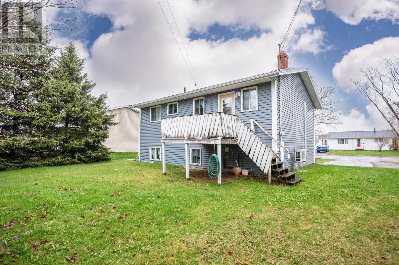 68 Westcomb Crescent - 30