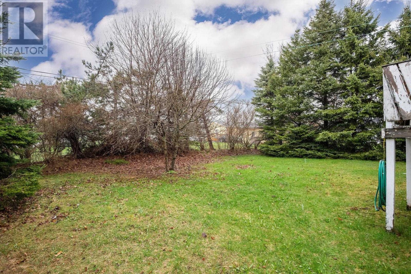 68 Westcomb Crescent - 31