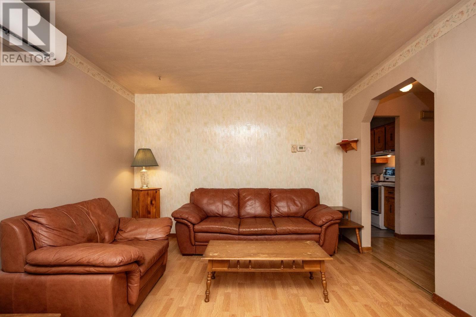 68 Westcomb Crescent - 6