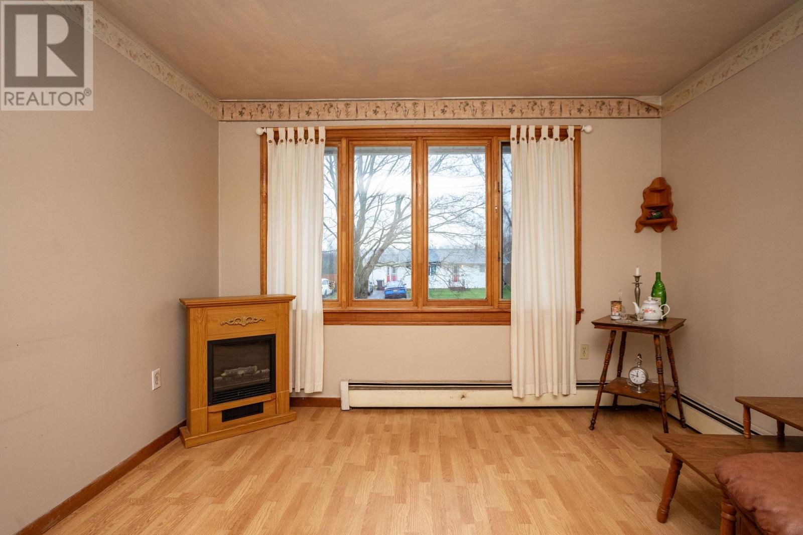 68 Westcomb Crescent - 7