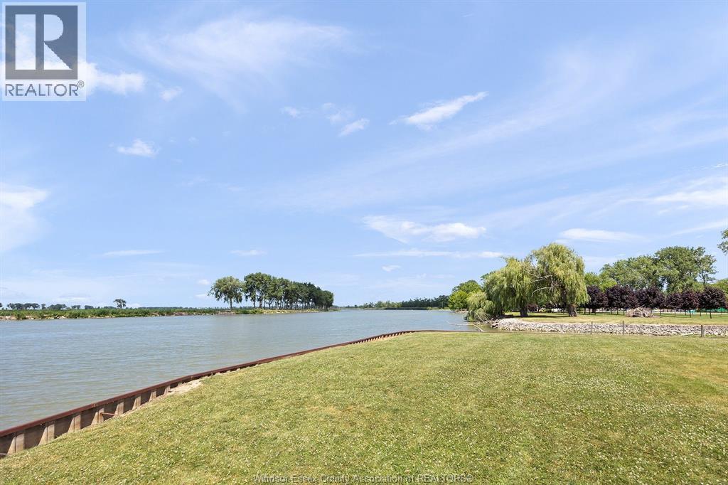 21240 DOCKSIDE - 29