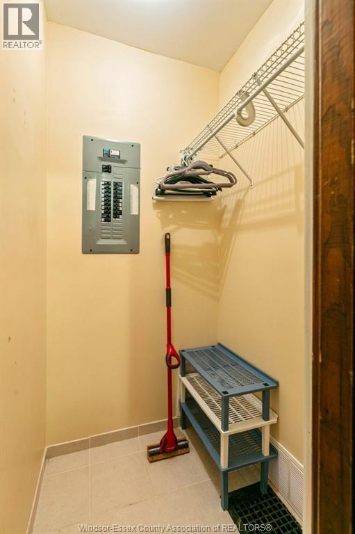 340 PARTINGTON AVENUE Unit# 2, Windsor, Ontario, N9B2N5 — Photo 7
