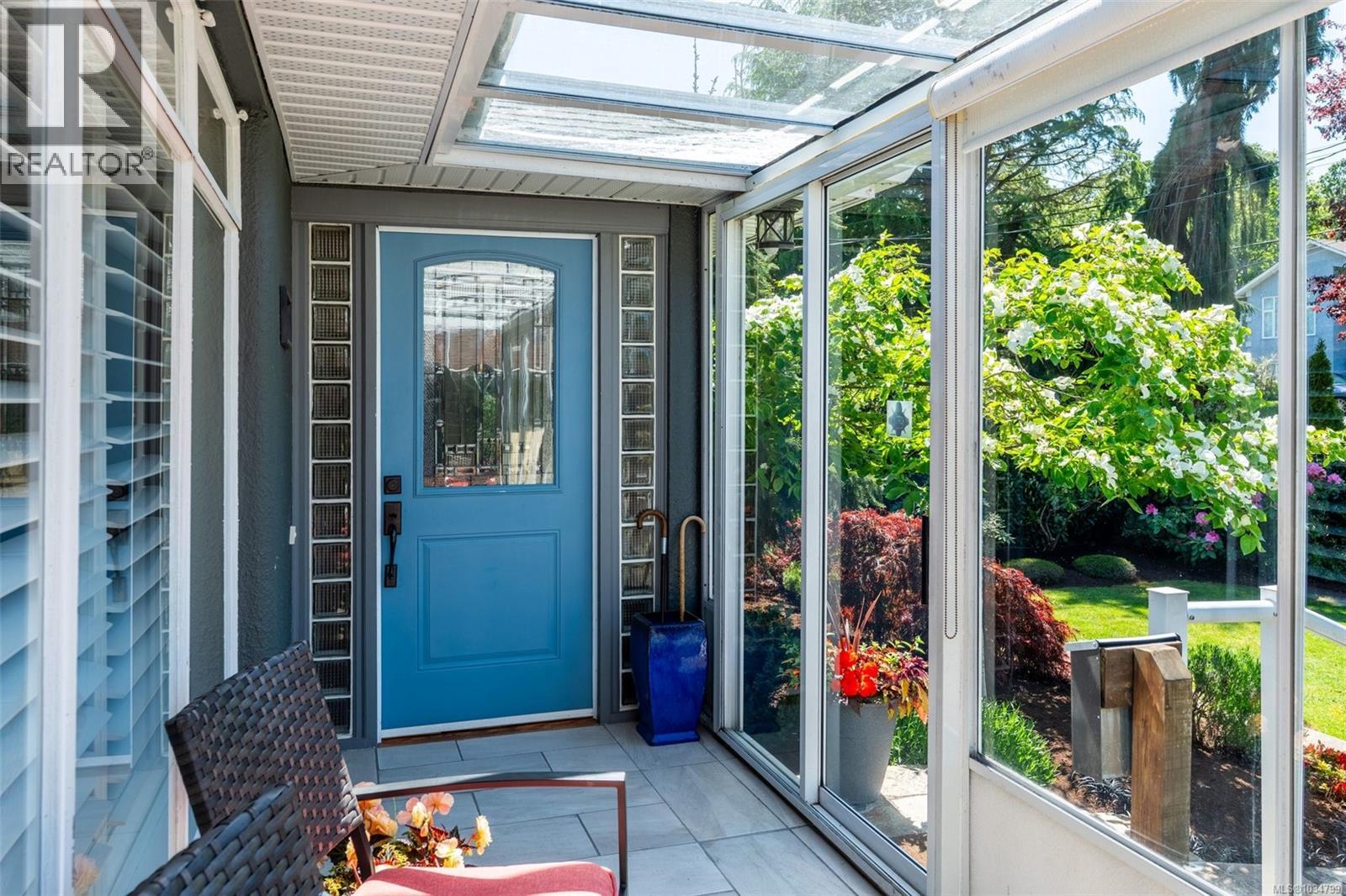  3913 Ascot Drive, Saanich