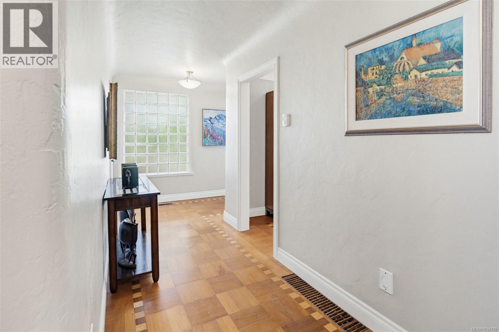 3913 Ascot Drive, Saanich