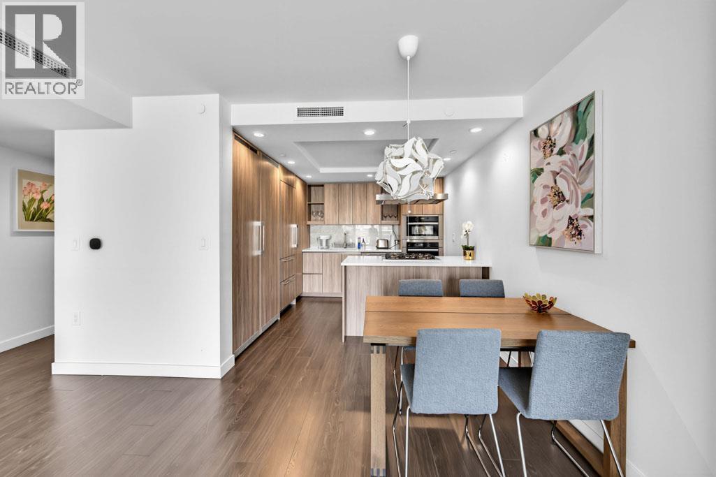 1207 1768 COOK STREET — photo 3