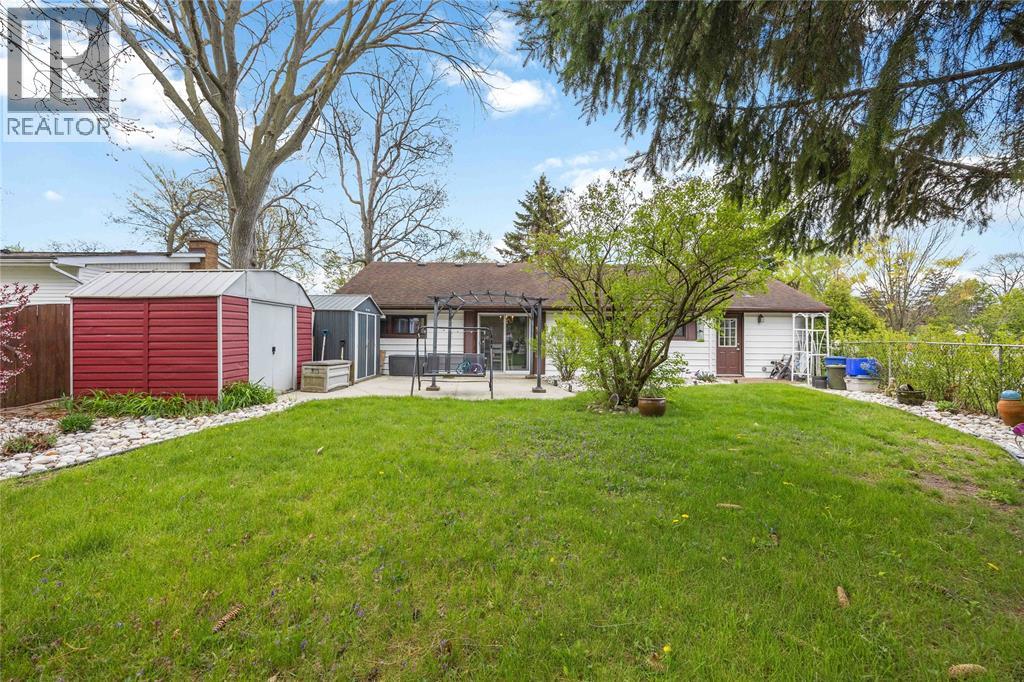 866 BURR STREET, Sarnia, Ontario, N7V2Y4 — Photo 7