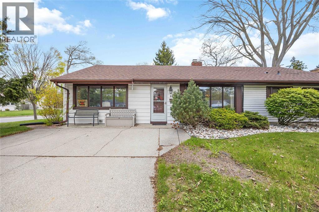 866 BURR STREET, Sarnia, Ontario, N7V2Y4 — Photo 5